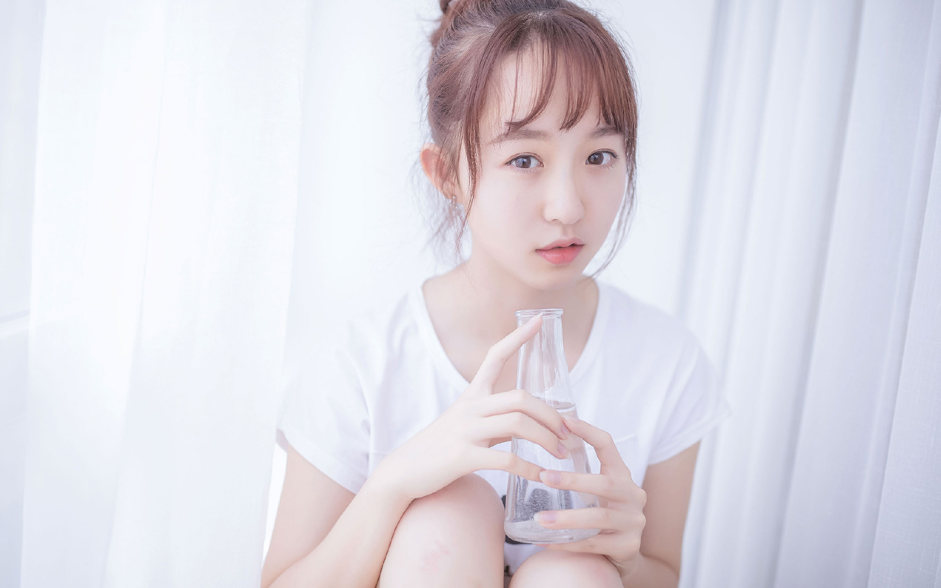 德国男子篮球队员丹尼斯·施罗德在比赛中表现突出，丹尼斯施罗德湖人