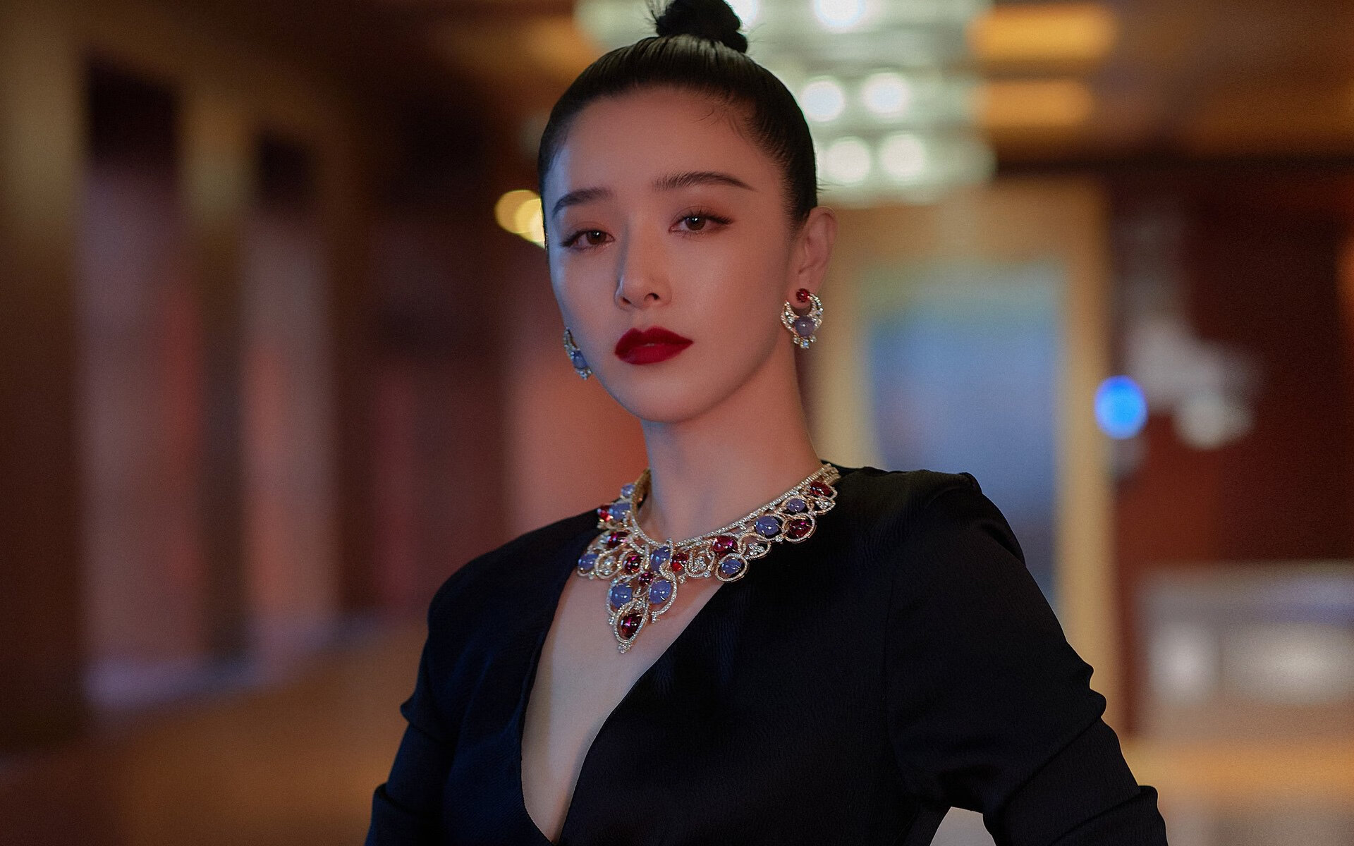 球队是否应设立球员自主训练时间机制，要求球员
